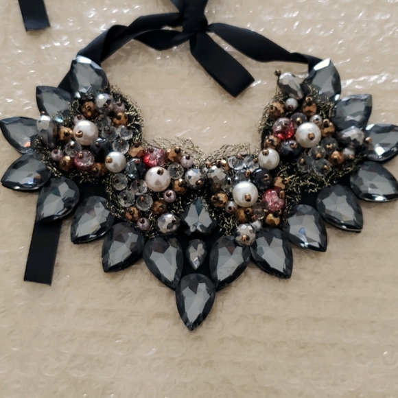 Jewelry - Picture 4 of 8